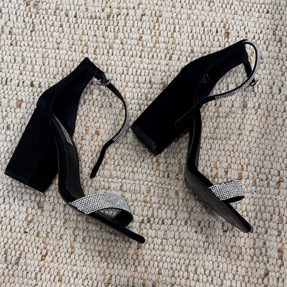 Steve Madden Elegant Black and Silver Women's Heels